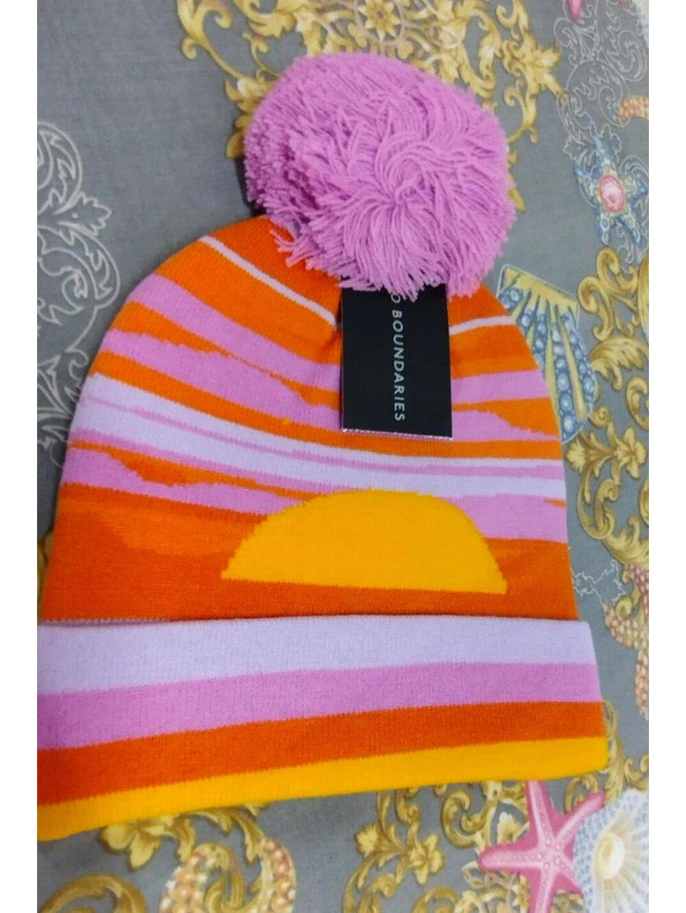 NEW Beanie Sun Sunrise Scene Vibrant Happy Colors Yellow Orange Pink Retro 70s - Picture 4 of 15